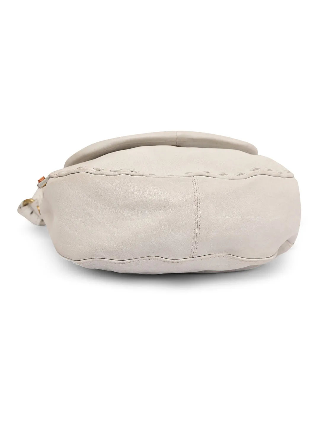 Floral Bliss: White Leather Crossbody bag with Flower Embroidery