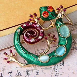 Hot Sale Green Snake Natural Stone Gecko Brooch Beautiful Charms Jewelry