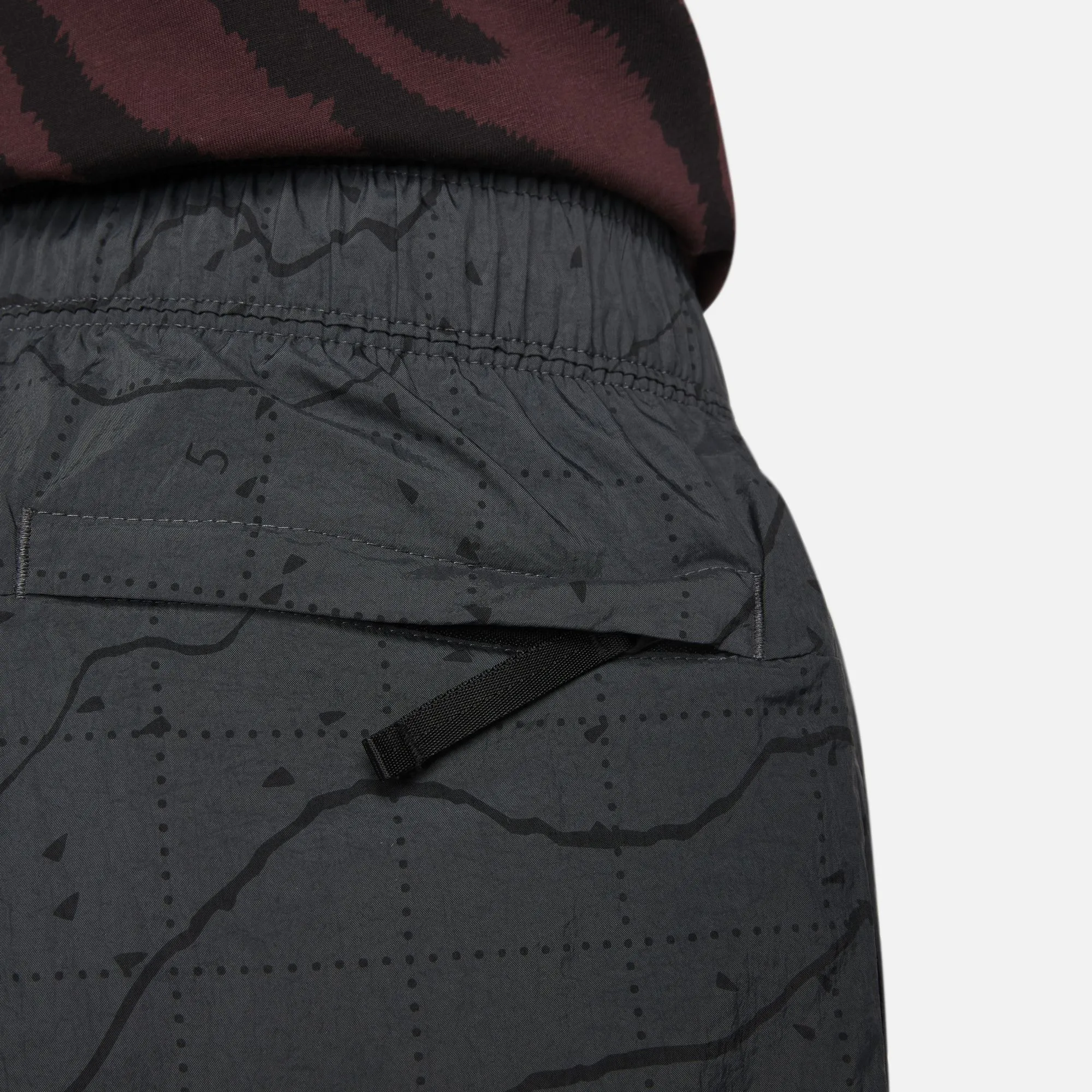 Nike Air Men’s Lined Woven Shorts (Black)
