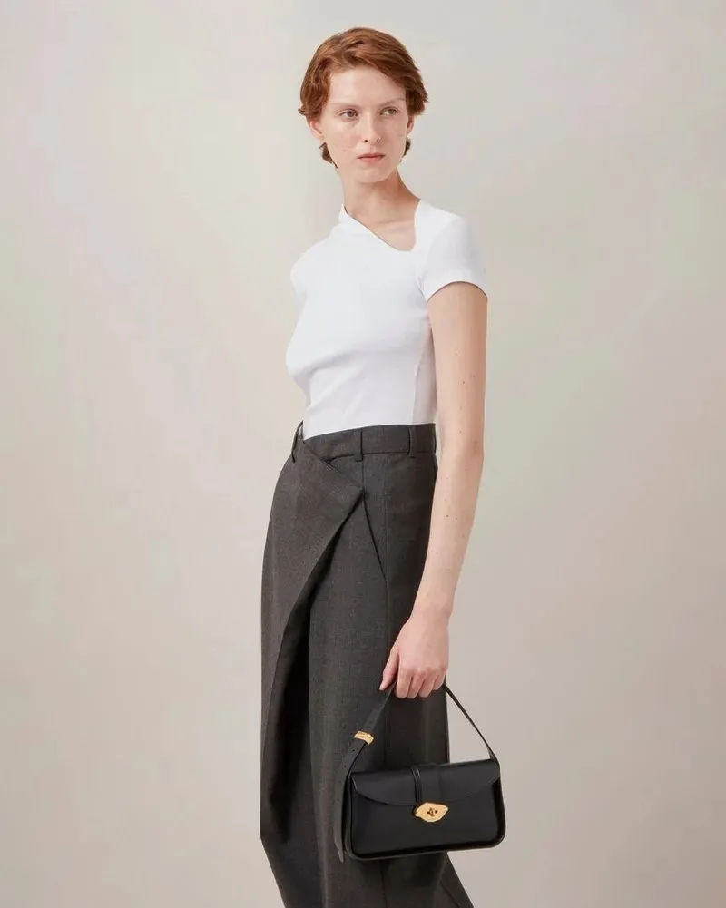 Small Lana Shoulder Bag High Gloss Leather (Black)