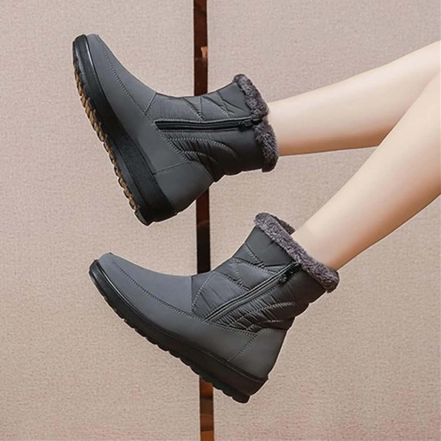 Winter Boots for Women with Fur Lined Warm Slip On Boots Waterproof Booties Comfortable Outdoor Anti Slip Shoes